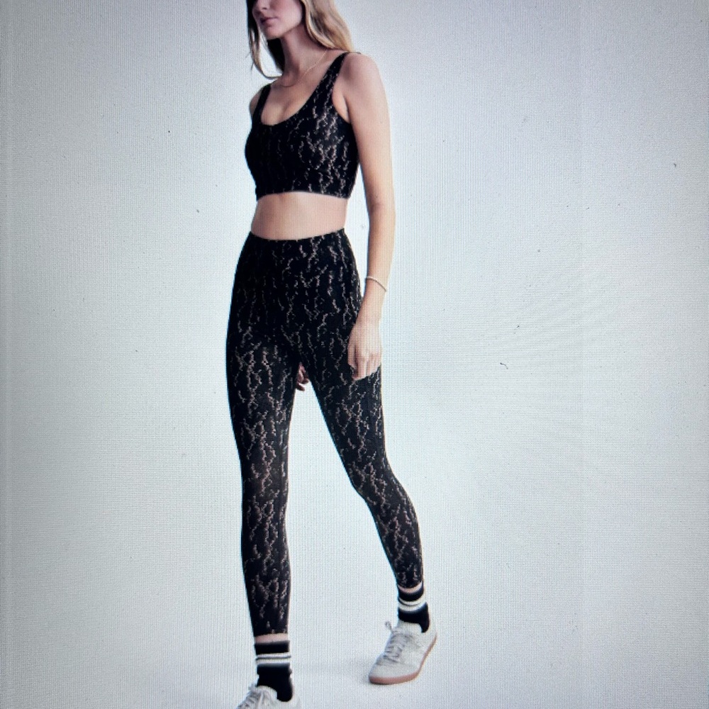 Varley High Waist Brown and Carmel Textured Leggings - Picture 14 of 14